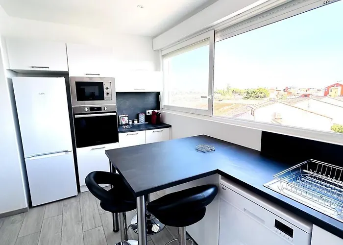 Magnifique, Grand Et Moderne T3, Piscine, Wifi, Clim, Vue Et Emplacement Superbes, Coudalere Apartamento