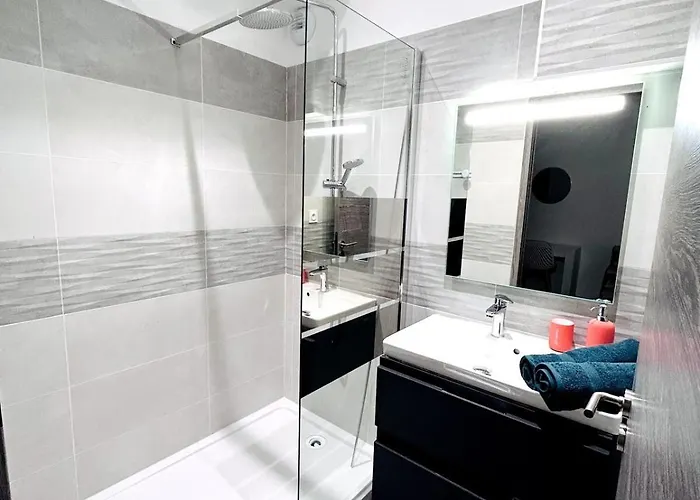 Magnifique, Grand Et Moderne T3, Piscine, Wifi, Clim, Vue Et Emplacement Superbes, Coudalere Apartamento *
