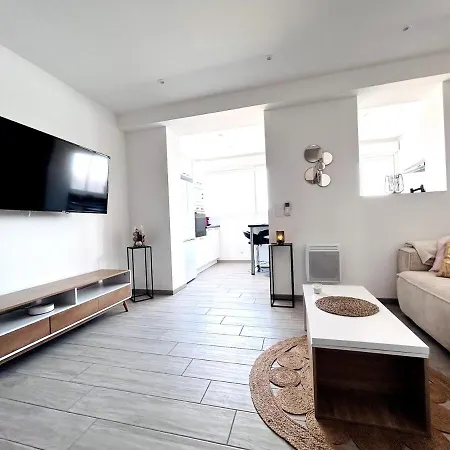 Magnifique, Grand Et Moderne T3, Piscine, Wifi, Clim, Vue Et Emplacement Superbes, Coudalere Le Barcarès