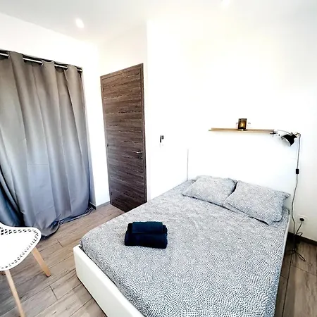 Magnifique, Grand Et Moderne T3, Piscine, Wifi, Clim, Vue Et Emplacement Superbes, Coudalere Lejlighed