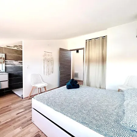 Magnifique, Grand Et Moderne T3, Piscine, Wifi, Clim, Vue Et Emplacement Superbes, Coudalere Le Barcarès